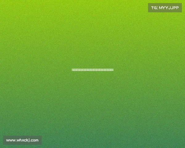 太阳报：女演员悉尼妹恢复单身后英超球星私信轰炸引发关注